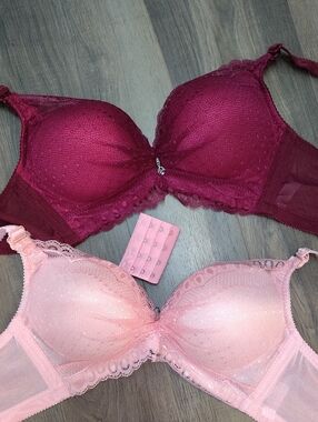 👕2 For 15$ Or 3 For 20$👕Add 2 Cup Bra Burgundy and Light Pink